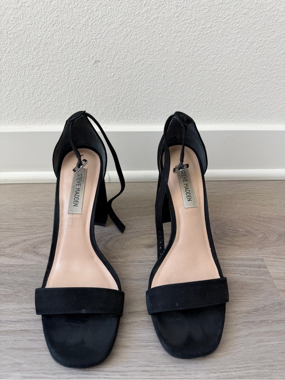 ✨Steve Madden Suede Block Heels✨